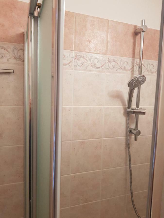 Апартаменти La Casa Di Francesca Кастельнуово-Берарденґа Екстер'єр фото