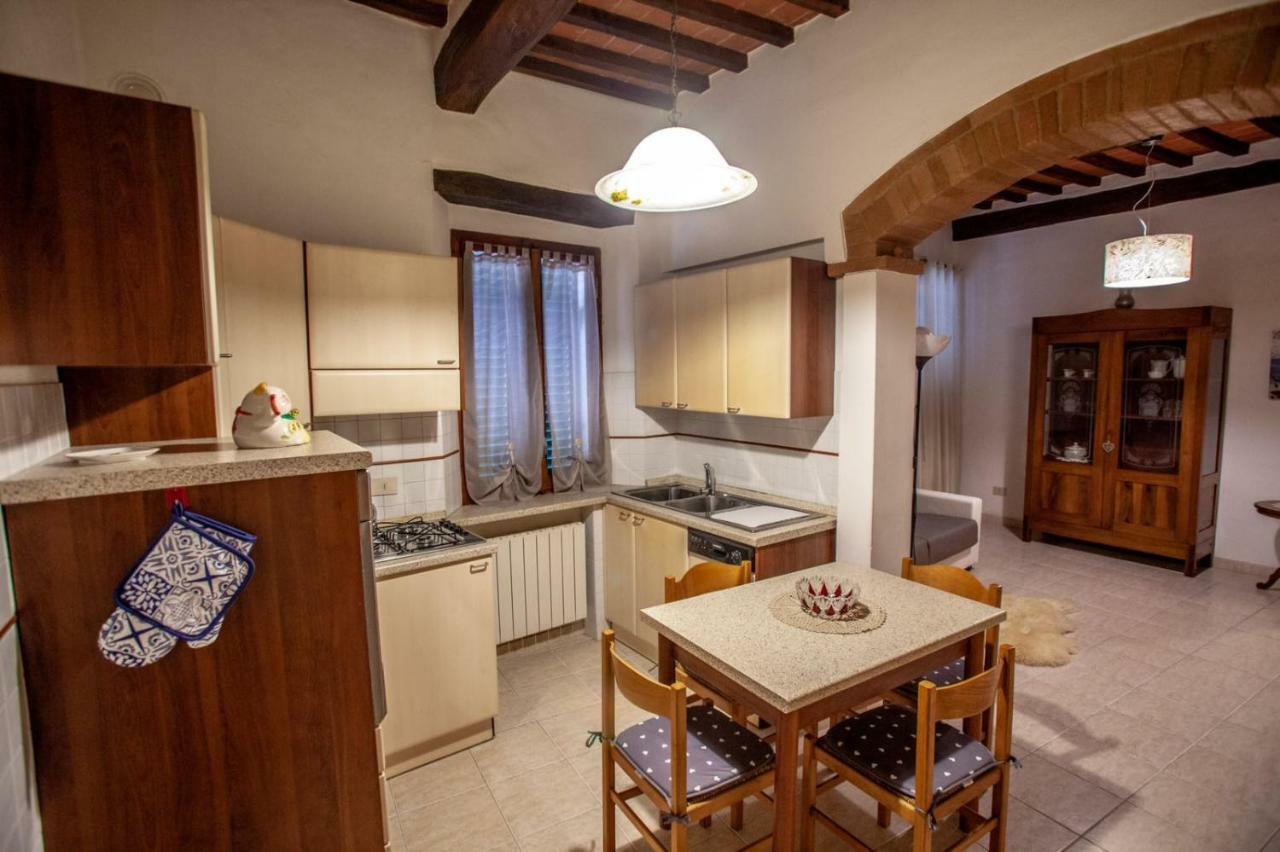 Апартаменти La Casa Di Francesca Кастельнуово-Берарденґа Екстер'єр фото